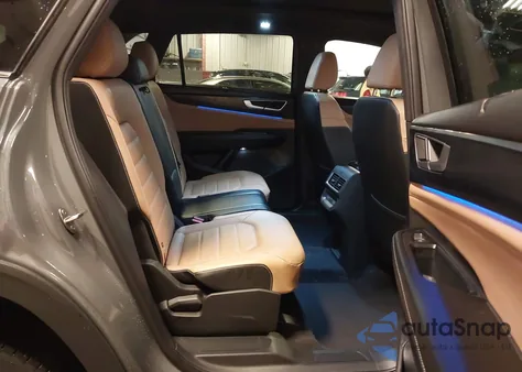 2024 Volkswagen Atlas Cross Sport 2.0T Sel R-Line z USA, uszkodzony, nr VIN 1V2AE2CA0RC229360